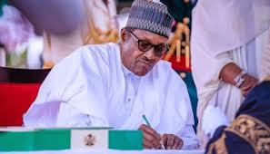 Buhari Approves 14 Days Paternity Leave For Nigerian Men