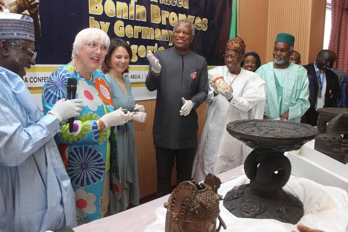 Germany hands over stolen Benin bronzes to Nigeria