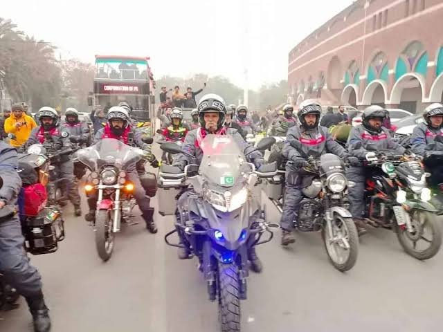 25 Pakistani bikers en route Mekkah for Umrah reach UAE