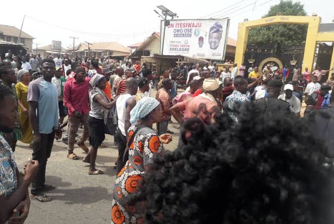 ONDO: Naira scarcity protest hits, Akure, Owo, Ondo Town